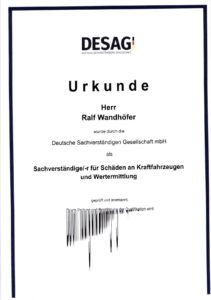 Zertifikat des Kfz-Sachverständigen für Schadensbewertung und Wertermittlung.