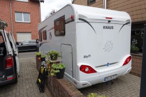 Wohnmobil KNAUS Sky TI am Haus – Wohnmobil Gutachten und Schadensbewertung durch Gutachter